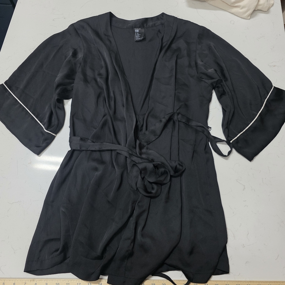H&M Black Satin Women's Robe